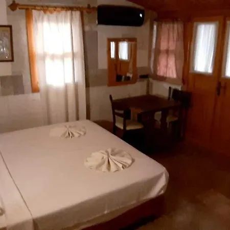 Stunning 10 Bedroom In 4*