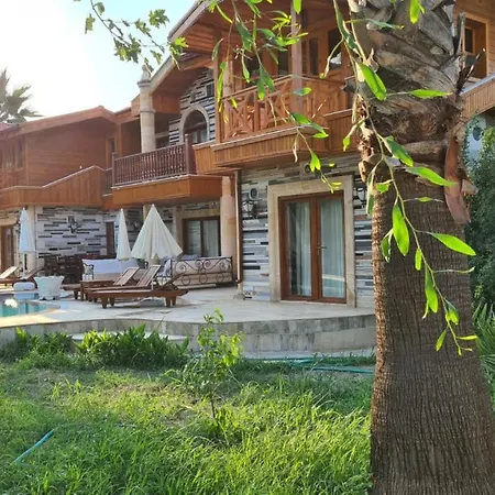 Stunning 10 Bedroom In 4*