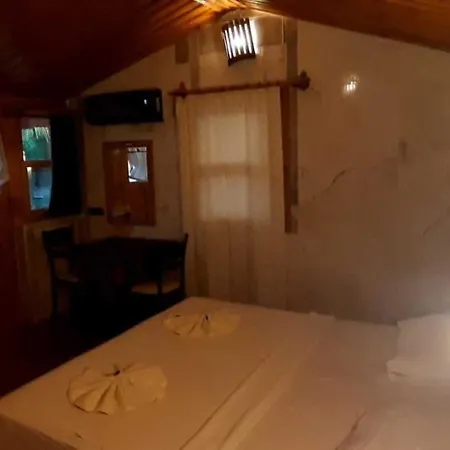 Stunning 10 Bedroom In 4*